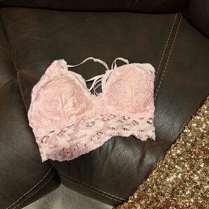Anemone Soft Pink Lace crop